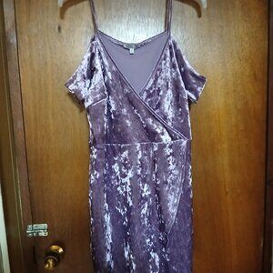 Charlotte russe dress, Silk Dress, V-neck dress, midway knees dress